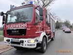 Nach einem größeren Heizölaustritt waren in Neu-Berich zahlreiche Einsatzkräfte in der Emilie-Engelmann-Straße gefordert.