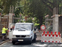 Eine HILTI Nietenzange wurde am 7. Oktober aus einem Container gestohlen - die Polizei sucht Hinweisgeber.