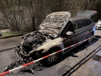 In der Marburger Straße in Frankenberg geriet am 9. April 2026 ein VW Passat in Brand.