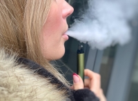 Das Hessische LKA warnt vor dem Konsum chemisch veränderter Liquids wie "Baller-Liquid" und "Görke".