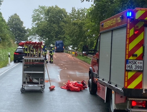 Ein Verkehrsunfall mit zwei verletzten Personen ereignete sich am Morgen des 27. Juli 2023 zwischen Oesdorf und Meerhof.