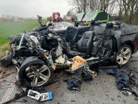 Ein schwerer Verkehrsunfall ereignete sich am 4. Januar 2024 im Landkreis Waldeck-Frankenberg. Dabei verloren ein 41-jähriger Waldecker und ein 66-Jähriger aus Bad Hersfeld ihr Leben.