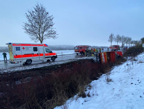 Am 26. Januar ereignete sich auf der Bundesstraße 253 ein Alleinunfall - der Fahrer wurde leicht verletzt.