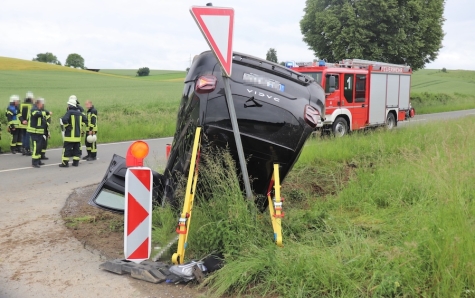 Auf der Kreisstraße 39 bei Brakel-Hembsen kam es zu einem schweren Verkehrsunfall.