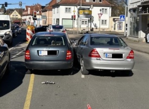 Die geänderte Verkehrsführung wegen der Woolworth-Baustelle führte am 7. April 2026 in Korbach zu einem Unfall.