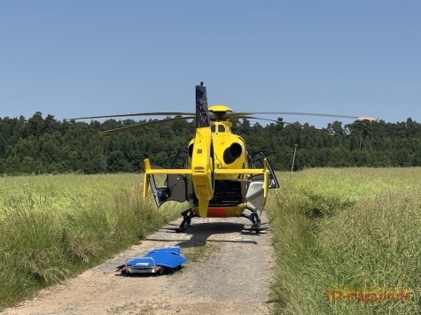 Mehrere Rettungswagen, ein Notarzt und ein Rettungshubschrauber waren am 21. Mai 2026 nach dem Unfall im Einsatz.