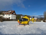 Der Rettungshubschrauber Christoph 25 (Siegen) landete am 30.Dezember im Diemelseer Ortsteil Sudeck.