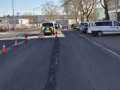 Verkehrskontrolle in der Wolfhager Straße am Rosenmontag: Polizei zieht sieben berauschte Fahrer aus dem Verkehr.