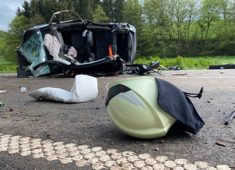 Auf der Aartalstraße hat sich am Donnerstag (27. Mai) ein schwerer Unfall ereignet.