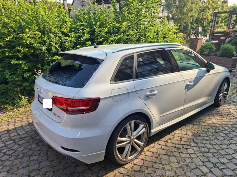 Nach der Sachbeschädigung vom 30. Juli 2026 bittet die Polizei in Frankenberg um Zeugenhinweise.