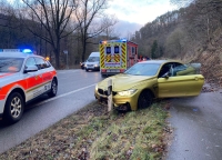 Am 7. Dezember 2021 ereignete sich ein Alleinunfall auf der Bundesstraße 252 zwischen Korbach und Frankenberg.