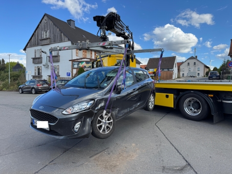 Am 2. September 2025 stießen in Berndorf ein Ford Transit und ein Ford Fiesta zusammen – beide Fahrzeuge wurden stark beschädigt.