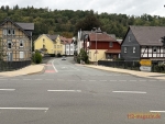 Seit dem 4. September 2026 ist die Wilhelmstraße im Bereich der Brücke über den Mühlgraben wieder vollständig befahrbar.