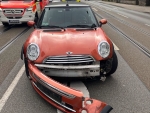 Auf der Detmolder Straße kam es am 1. September 2026 zu einem Zusammenstoß zwischen einem Mini und einem Nissan.