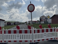 Wegen Asphaltierungsarbeiten wird der Kreuzungsbereich in Löhlbach vollständig gesperrt.