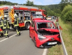 Alleinunfall auf der Bundesstraße 64 bei Bad Driburg am 7. Juli 2021.