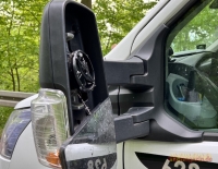 In Bad Arolsen wurden in der Nacht zum 9. August 2026 insgesamt acht geparkte Fahrzeuge mutwillig beschädigt.