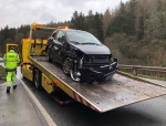Folgen eines Unfalls: Am 23. Dezember 2020 musste ein Ford bei Geismar (Waldeck-Frankenberg) abgeschleppt werden.
