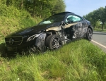 Ein schwerer Verkehrsunfall ereignete sich am 24. Mai 2019 auf der Bundesstraße 253. Ein im Landkreis Waldeck-Frankenberg zugelassener Volvo (KB) kollidierte mit einem in Hamburg zugelassenen Leihwagen der Marke Mercedes-Benz. 