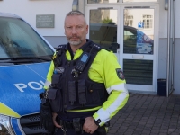 Seit Anfang September 2025 ist Arne Lorson neuer Bezirksdienstbeamter in Marsberg.