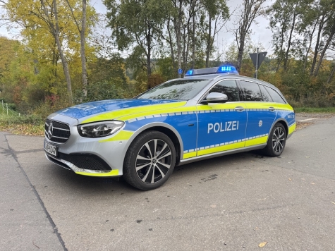 Am 12. Oktober 2025, gegen 7.45 Uhr, fiel einer Streife ein Wagen mit auswärtigem Kennzeichen auf; Anhalteversuch im Innenstadtbereich.