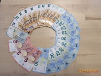 Noch vor der Sperrung hob der Betrüger an einem Bankautomaten in der Leipziger Straße 1500 Euro ab.