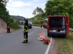 Ölspuren auf der Kreisstraße 22 (Waldeck-Frankenberg) mussten am 31. Mai abgestreut werden.